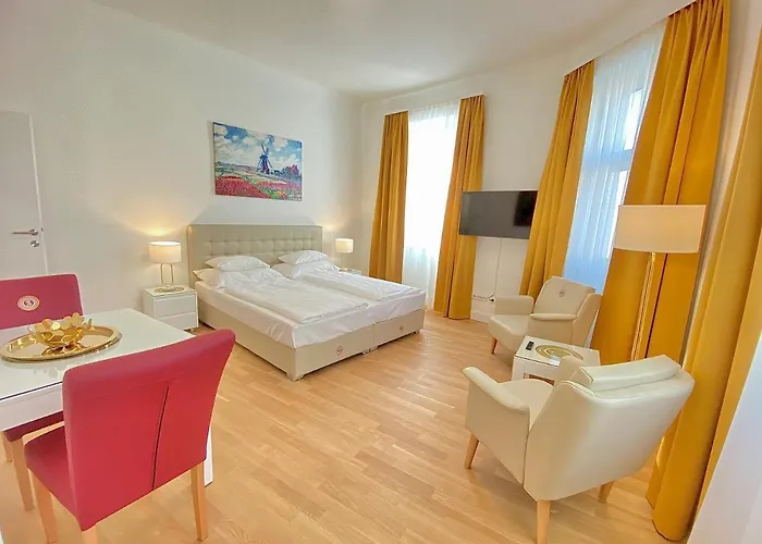Steiner Residences Reumannplatz * Vienna