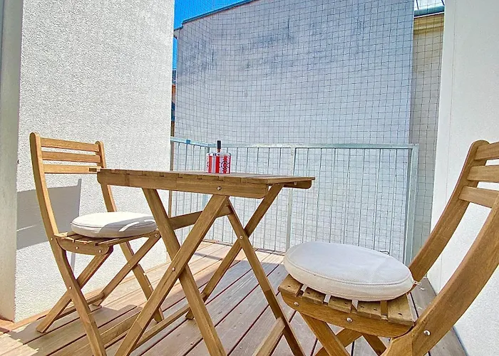 Steiner Residences Reumannplatz