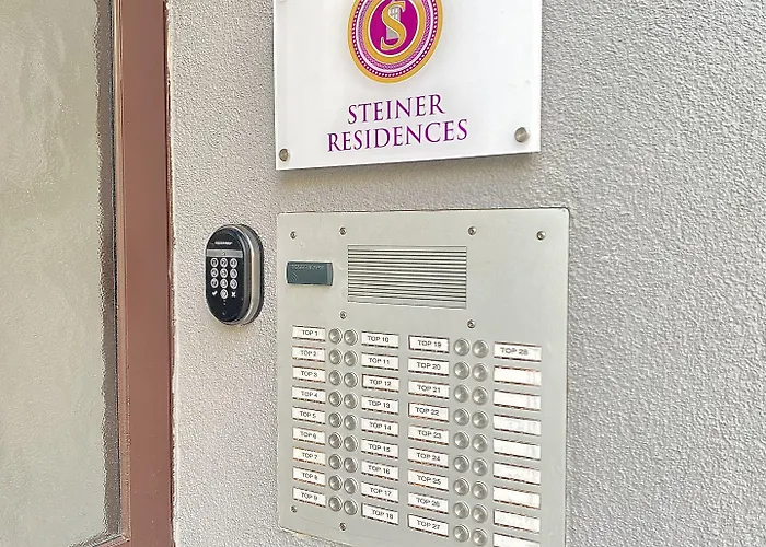 Steiner Residences Reumannplatz Apartment Vienna