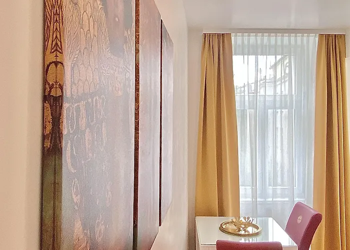 Steiner Residences Reumannplatz *