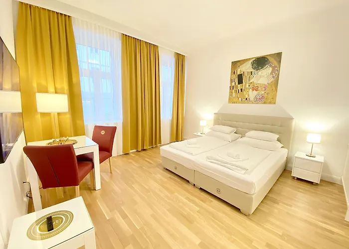 Steiner Residences Reumannplatz 公寓 *